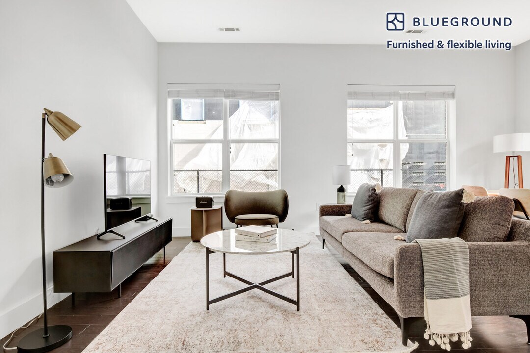 80 Fawcett St-Unit -FL1-ID604 in Cambridge, MA - Building Photo