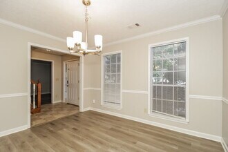 435 Standing Rock Dr in Atlanta, GA - Building Photo - Building Photo