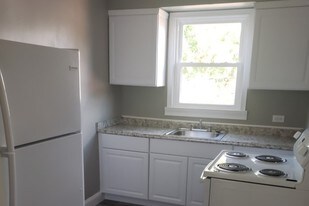 Charlemont Commons in Kingsport, TN - Building Photo