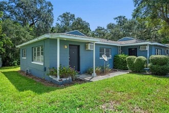 1220 Sunshine Ave in Leesburg, FL - Building Photo - Building Photo