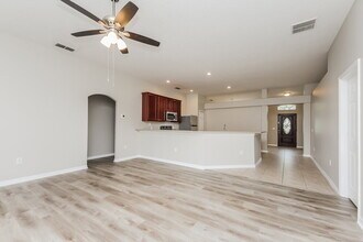 265 Cranbrook Dr in Kissimmee, FL - Building Photo - Building Photo