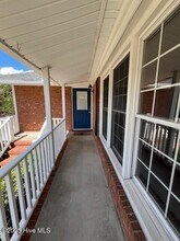 421 Robert E Lee Dr in Wilmington, NC - Building Photo - Building Photo