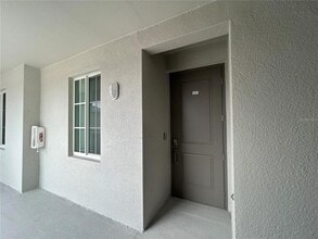 12240 Wellen Golf St in Venice, FL - Building Photo - Building Photo
