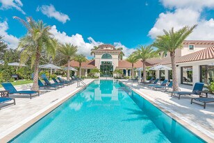 Portofino Place Apartments in West Palm Beach, FL - Building Photo