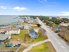 1140 Salter Path Rd in Atlantic Beach, NC - Foto de edificio - Building Photo