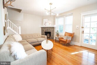 2215 N Harrison St in Wilmington, DE - Building Photo - Building Photo