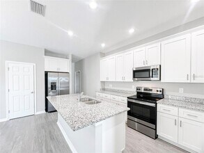 3418 CUP Dr in Lakeland, FL - Building Photo - Building Photo