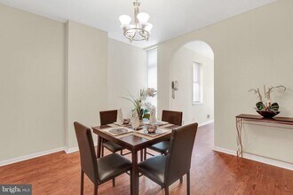 1029 S Hanover St in Baltimore, MD - Building Photo - Building Photo