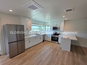 599 San Jacinto St in Morro Bay, CA - Building Photo - Building Photo