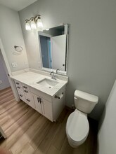 1725 SW Barton St in Seattle, WA - Building Photo - Building Photo