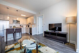 405 Atlantic St in Stamford, CT - Building Photo - Building Photo