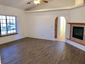 3930 N Eagle Rock Rd in Kingman, AZ - Building Photo - Building Photo