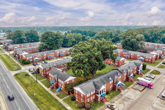 New Port Landing in Portsmouth, VA - Building Photo - Building Photo