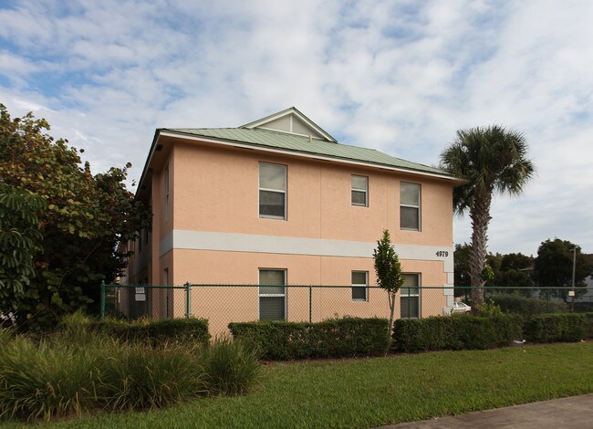 Lord's Place in West Palm Beach, FL - Building Photo - Building Photo