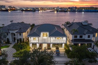 1957 Harbourview Dr in Fort Lauderdale, FL - Building Photo - Building Photo