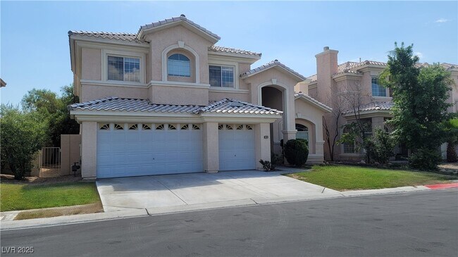 4654 Stuttgart St in Las Vegas, NV - Foto de edificio - Building Photo