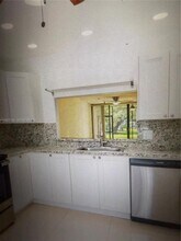 11200 Taft St in Pembroke Pines, FL - Building Photo - Building Photo