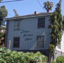 3454 Waverly Dr, Unit Libazi Gardens in Los Angeles, CA - Foto de edificio - Building Photo