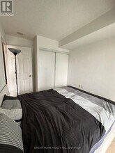 20 Olive Ave in Toronto, ON - Building Photo - Building Photo