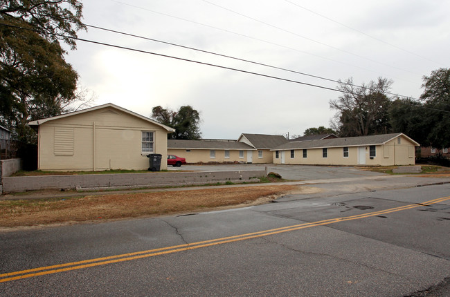 4134-4144 Ohear Ave in North Charleston, SC - Building Photo - Building Photo