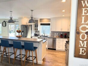 17 Prospect St in Glen Head, NY - Building Photo - Building Photo