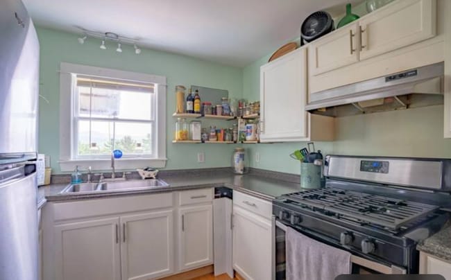 14 Gifford Ln in Bucksport, ME - Building Photo - Building Photo