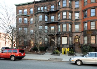 847 Beacon St in Boston, MA - Building Photo - Building Photo