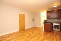 553 W Arlington Pl in Chicago, IL - Building Photo - Building Photo