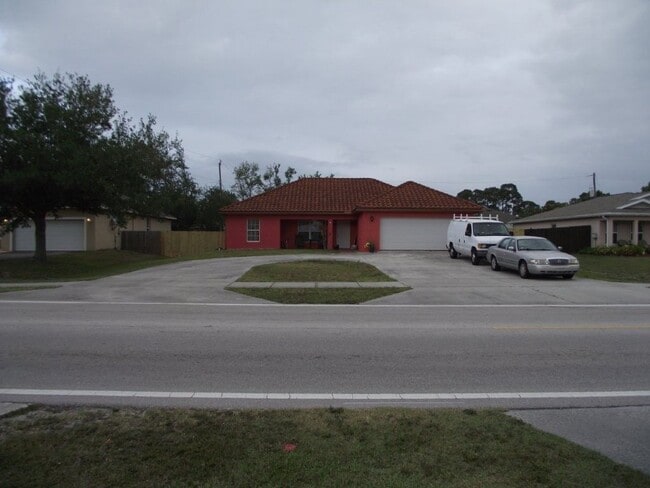 317 NW Bayshore Blvd