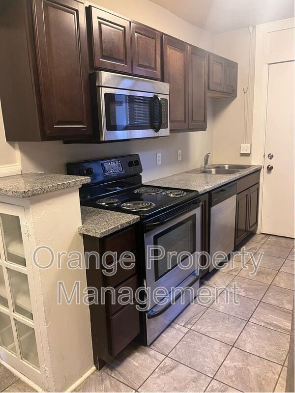 property at 3302 Burt St