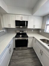 8455 W Sahara Ave in Las Vegas, NV - Building Photo - Building Photo