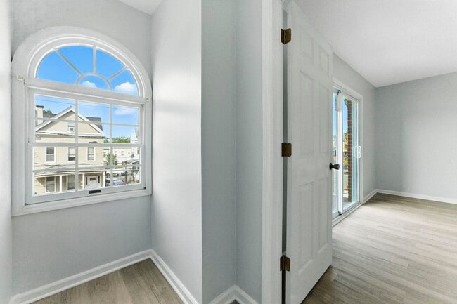 70 Lembeck Ave in Jersey City, NJ - Building Photo - Building Photo