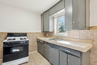 1412 NE 38th St in Oklahoma City, OK - Building Photo - Building Photo