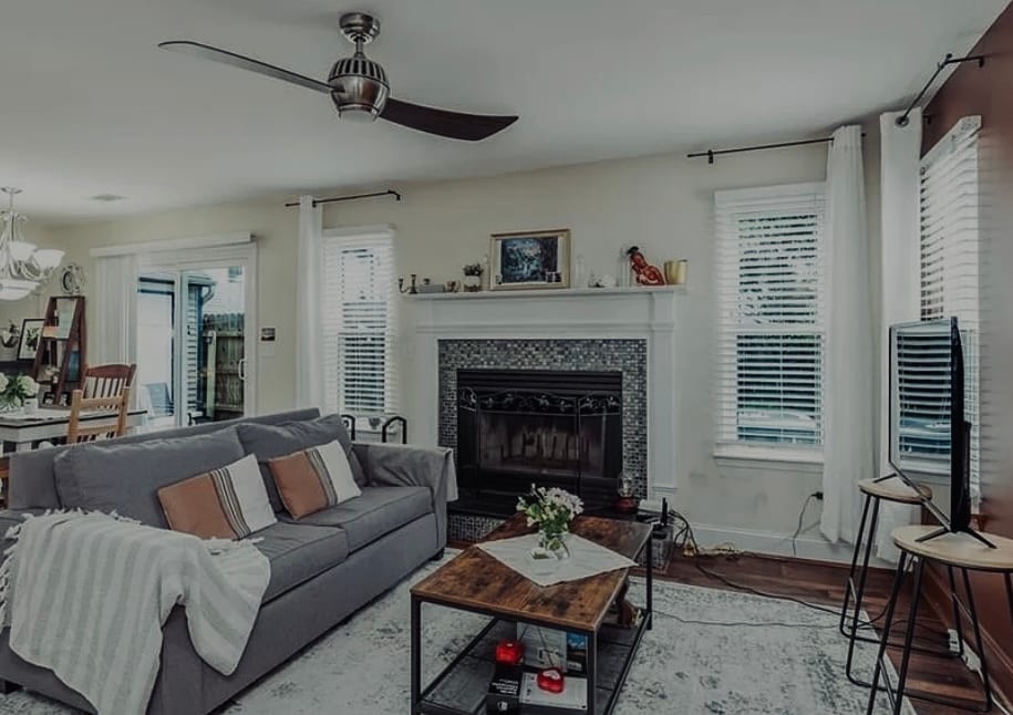 818 Zircon Ct in Virginia Beach, VA - Building Photo