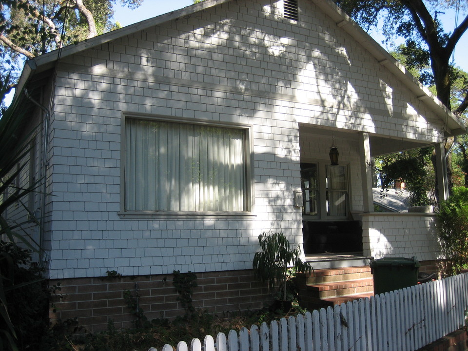 44 Creek Rd in Fairfax, CA - Foto de edificio