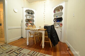 316 Saint Paul St, Unit 3 in Brookline, MA - Foto de edificio - Building Photo