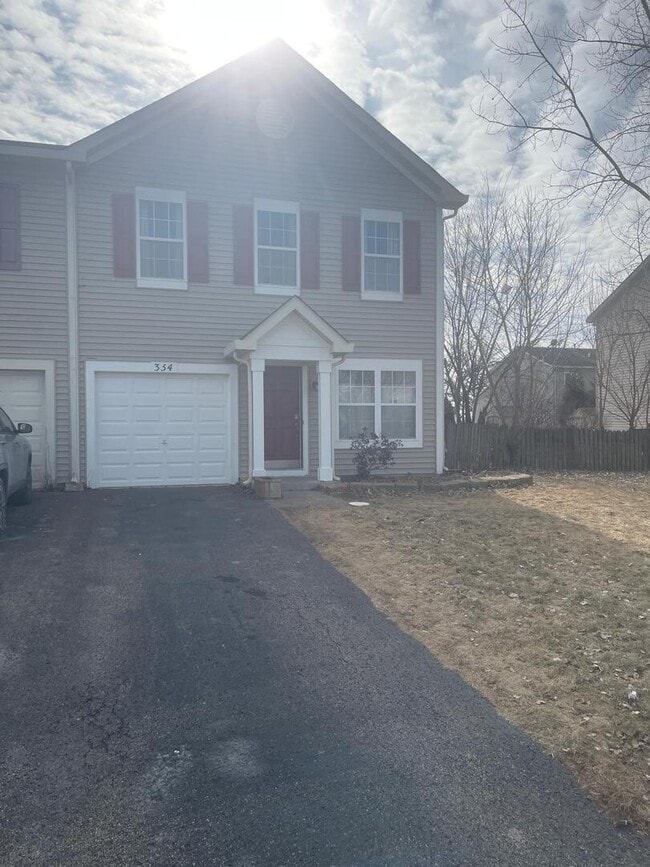 334 Gregory Ln in Plano, IL - Building Photo - Building Photo