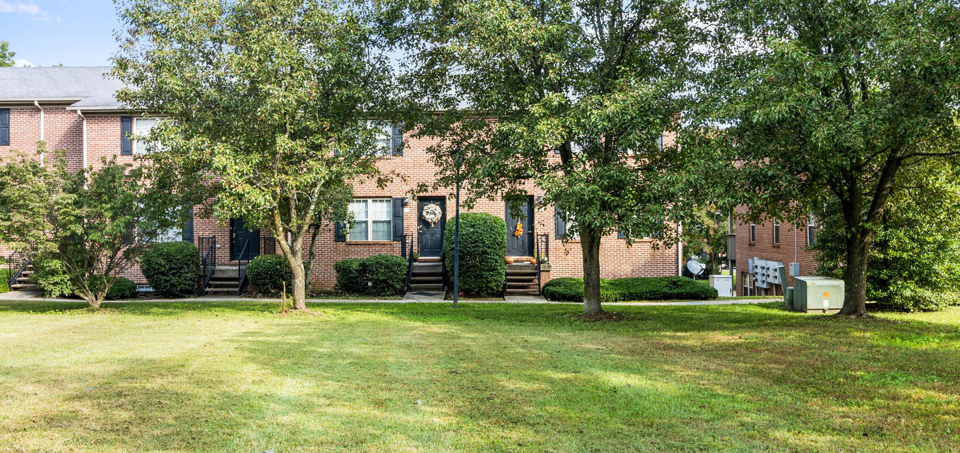 EAGLE CREEK TOWNHOMES Photo