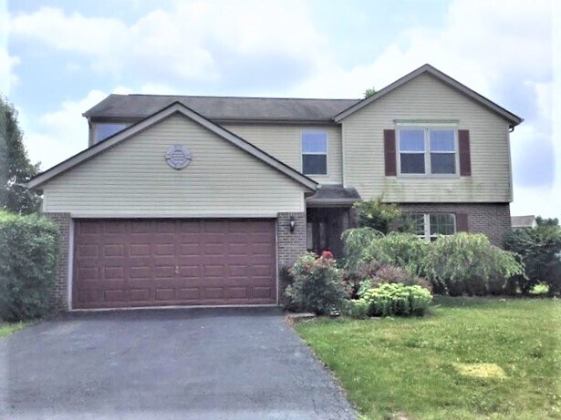 742 Keltoncrest Dr in Reynoldsburg, OH - Foto de edificio