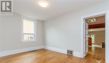 245 MacKay St in Ottawa, ON - Building Photo - Building Photo