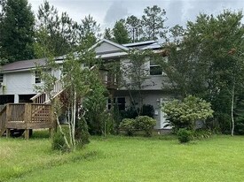 22239 Prats Rd in Abita Springs, LA - Building Photo