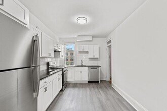 321 College Ave in Lancaster, PA - Building Photo - Building Photo