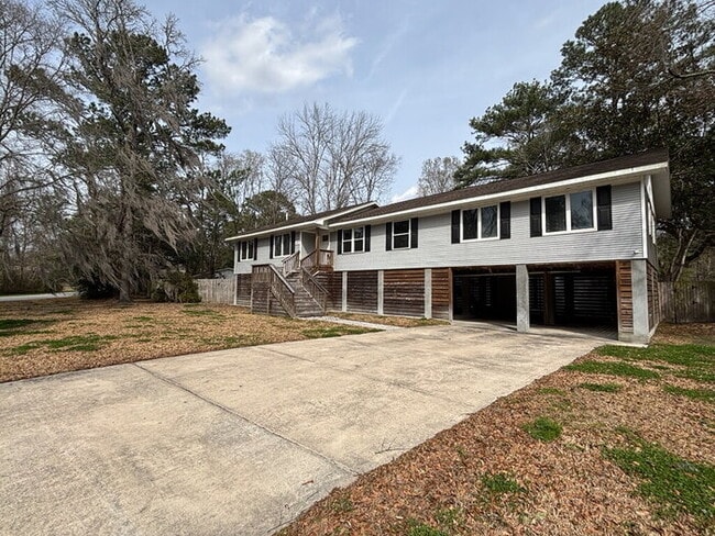117 Alma Dr in Ladson, SC - Building Photo - Building Photo