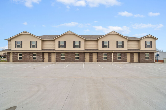 931 Professional Park Dr in Clarksville, TN - Foto de edificio - Building Photo