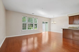 401 Waterview Ct in Cedar Knolls, NJ - Building Photo - Building Photo