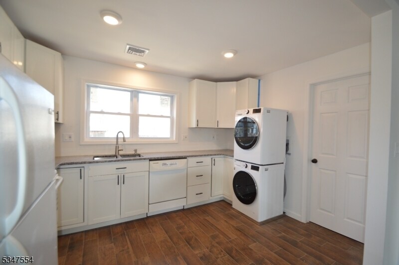 14 Newton Ave in Sussex, NJ - Building Photo