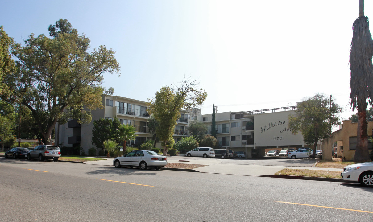 Hillside Apartments in Burbank, CA - Building Photo