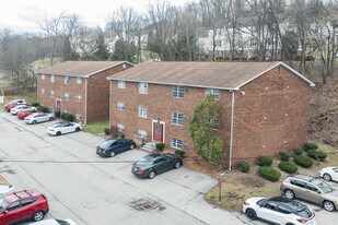 Meadow View Apartments in Greensburg, PA - Building Photo