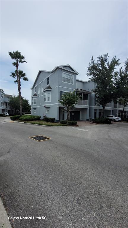 property at 2460 Grand Central Pkwy