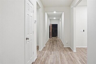 1104 Bluespire Dr in Fort Worth, TX - Building Photo - Building Photo